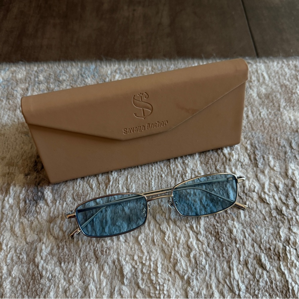 Fun retro blue lense glasses